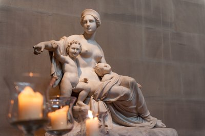 Latona mit Apollo und Artemis von Francesco Pozzi