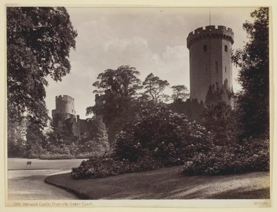 Schloss Warwick, vom äußeren Hof von Francis Bedford