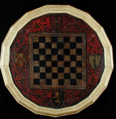 Schachbrett mit vier Wappen, ca. 1400-30 von French School