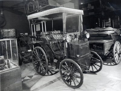 Frühes Peugeot-Automobil, ca. 1898 von French School