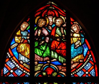 Fenster w0, Pfingsten - Jungfrau und vier Apostel von French School