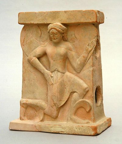 Keramischer Altar mit Iris, ca. 500 v. Chr. von Greek