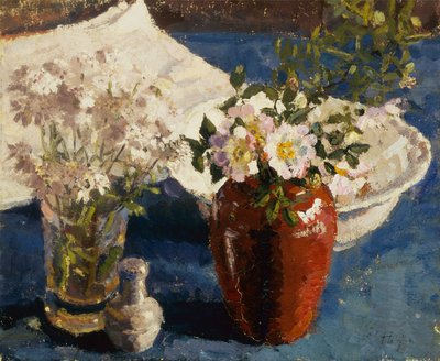 Stillleben mit Blumen in einer Vase von Harold Gilman