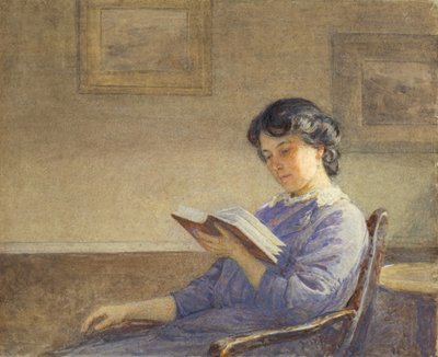 Lilian beim Lesen von Harold Swanwick