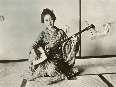 Die unentbehrliche Geisha, 1910 von Herbert Ponting