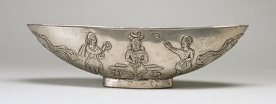 Ovalschale mit Thronbesteigungsszene (Silber) von Islamic School
