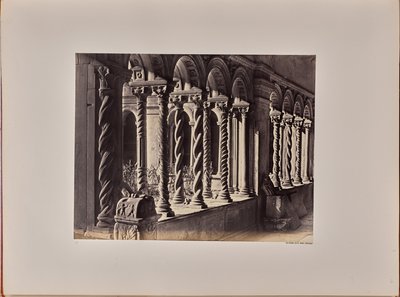 Der Kreuzgang von Saint Paul. Innenansicht von James Anderson