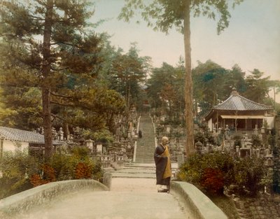 Kurodani-Gräber, Kyoto, ca. 1890er Jahre von Japanese Photographer