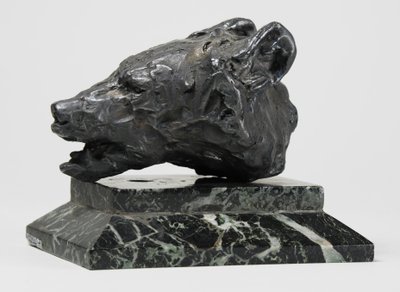 Bärenkopf, ca. 1900 von John Macallan Swan