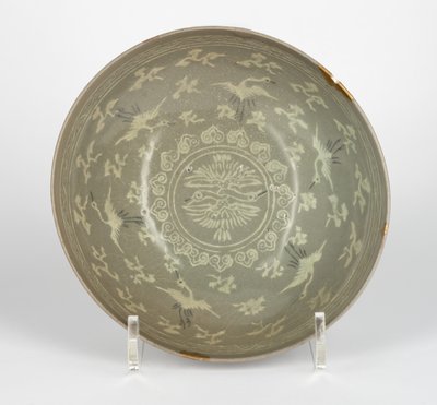 Schale mit Kranichen und Wolken, ca. 1150-1200 von Korean School