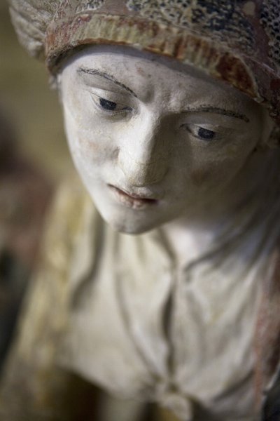 Heilige Frau mit Haube von Ligier Richier