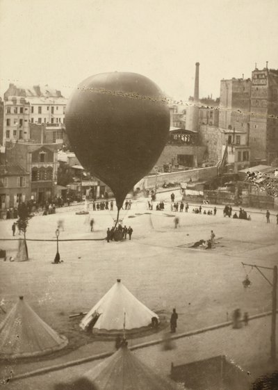 Le Neptune, Place Saint-Pierre in Montmartre, 23. September 1870 von Nadar