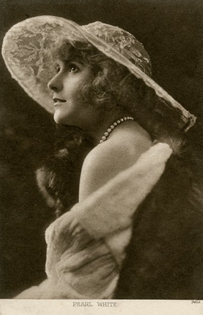 Pearl White, amerikanische Schauspielerin und Filmstar, ca. 1910 von Pathe