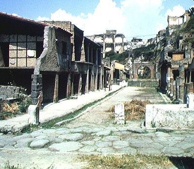 Ansicht des Decumanus Maximus (Hauptstraße) von Roman