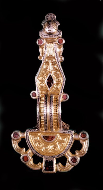 Merowingische Fibel. Musée de Saint-Germain en Laye von School Merovingian