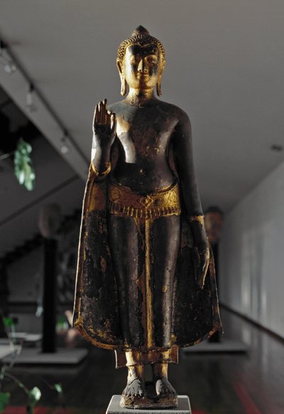 Abhyamudra-Buddha im Lopburi-Stil von School Siamese