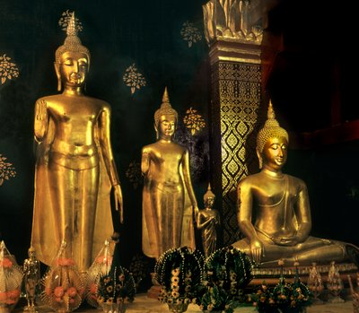 Buddhas aus der Sukhothai-Periode von Thai School