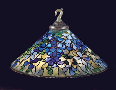 Clematis-Kronleuchter, ca. 1910 (Blei-Glas & Bronze) von Tiffany and Company