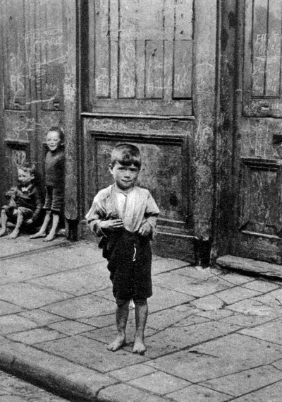 Ein Kind aus dem East End, London, 1926-1927 von Unbekannt