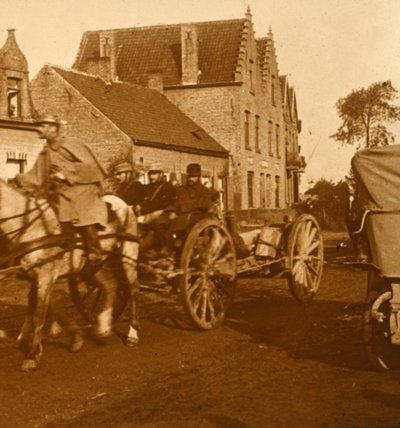 Artillerie bewegt sich an die Front, ca. 1914-1918 von Unbekannt