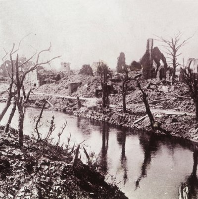 Ufer der Yser, Belgien, ca. 1914-1918 von Unbekannt