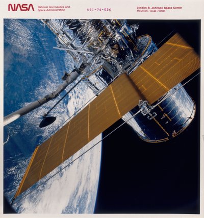 Einsatz des Hubble-Weltraumteleskops, 1990 von Unbekannt