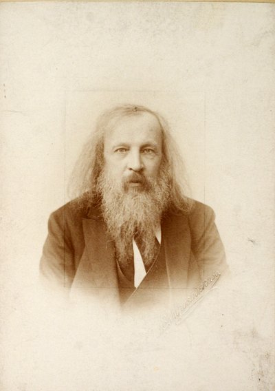 Dmitri Mendelejew, russischer Chemiker, ca. 1890-ca. 1907 von Unbekannt