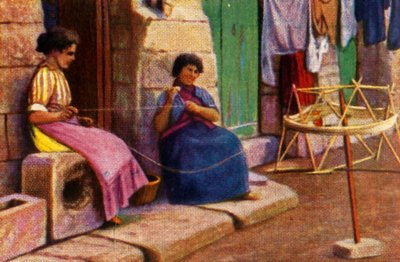 Fischerfrauen beim Aufwickeln von Garn für Netze, Malta, um 1928 von Unbekannt