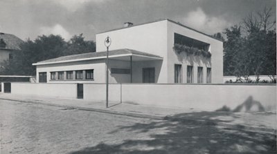 Haus in Bukarest von Rudolf Frankel, 1942 von Unbekannt