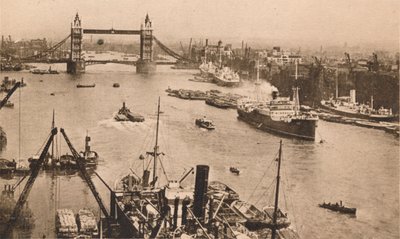 London - Tower Bridge und das Pool, ca. 1910 von Unbekannt