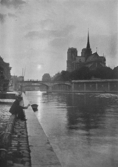 Notre Dame vom Fluss aus, Paris, 1924 von Unbekannt