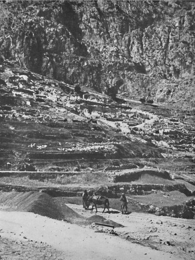 Ort des berühmten Orakels, Delphi, 1913 von Unbekannt