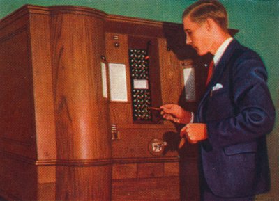 Spielautomat, der Bridge spielt von Unbekannt