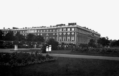 Der Palast, Hampton Court, 20. Jahrhundert von Unbekannt