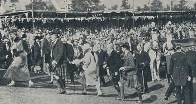 Die königliche Familie in Schottland, um 1930 von Unbekannt