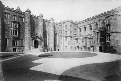 Der Innenhof, Durham Castle, England von Unbekannt