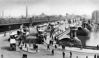 Die beiden Brücken bei Blackfriars, London, 1926-1927 von Unbekannt