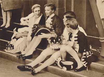 Erschöpft, 1937 von Unbekannt