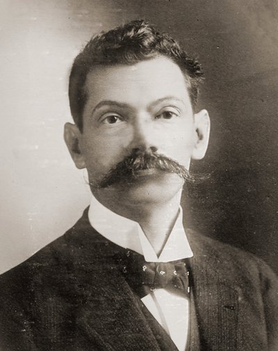 Porträt von Dr. Francisco Bertrand Barahona, ca. 1910 von Unknown