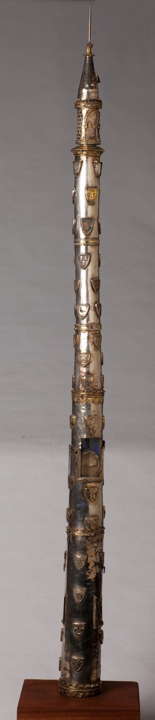 Kandelaber (?), Silberschmiedekunst von Unknown artist