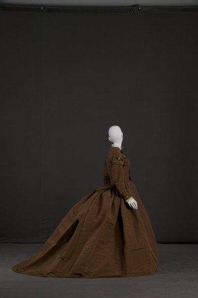 Aussteuerkleid von Unknown artist