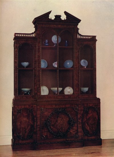 Mahagonischrank mit Glastüren, ca. 1760 von William Vile