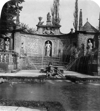 Brunnen, Schloss Hellbrunn, Salzburg, Österreich, um 1900 von Wurthle and Sons