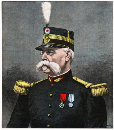 Oberst Jouaust von . .