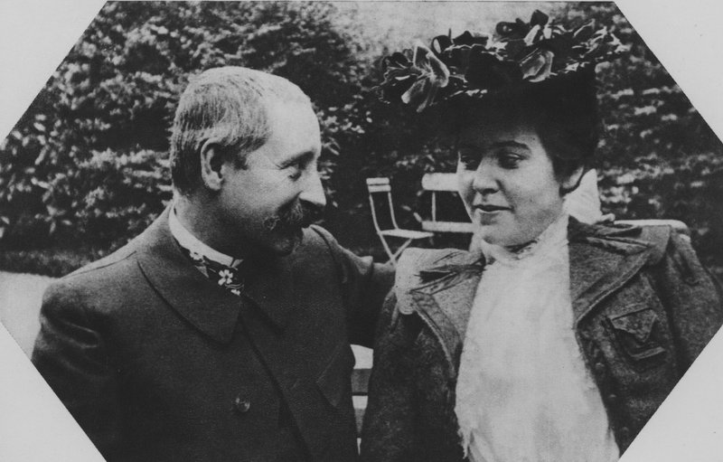 Monsieur et Madame Steinheil von (after) French Photographer