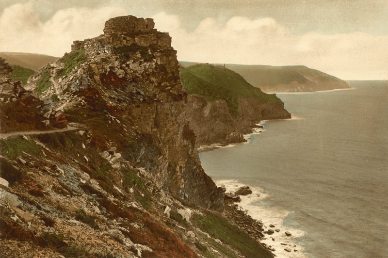 Lynton, Castle Rock von English Photographer