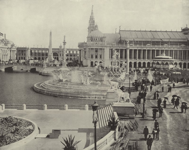 Blick nach Süden über die Grand Plaza von American Photographer