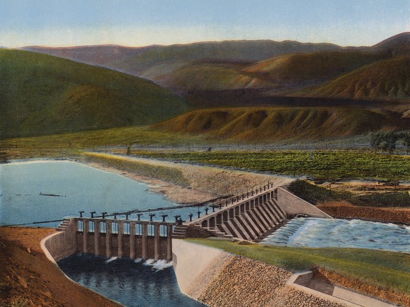 Truckee River Dam, Nevada von American Photographer