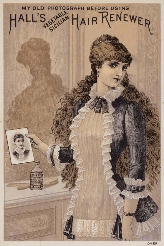 Mädchen mit ihrem Foto von American School