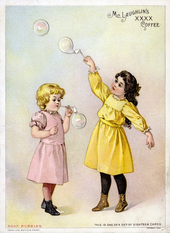 Mädchen, die Seifenblasen machen von American School